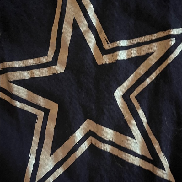 Stylish Navy Star Tank Top - Picture 4 of 8